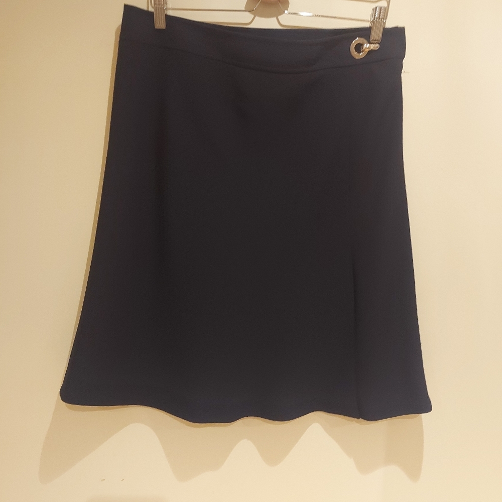 ❣️Ladies Planet brand skirt size 12 (#27)